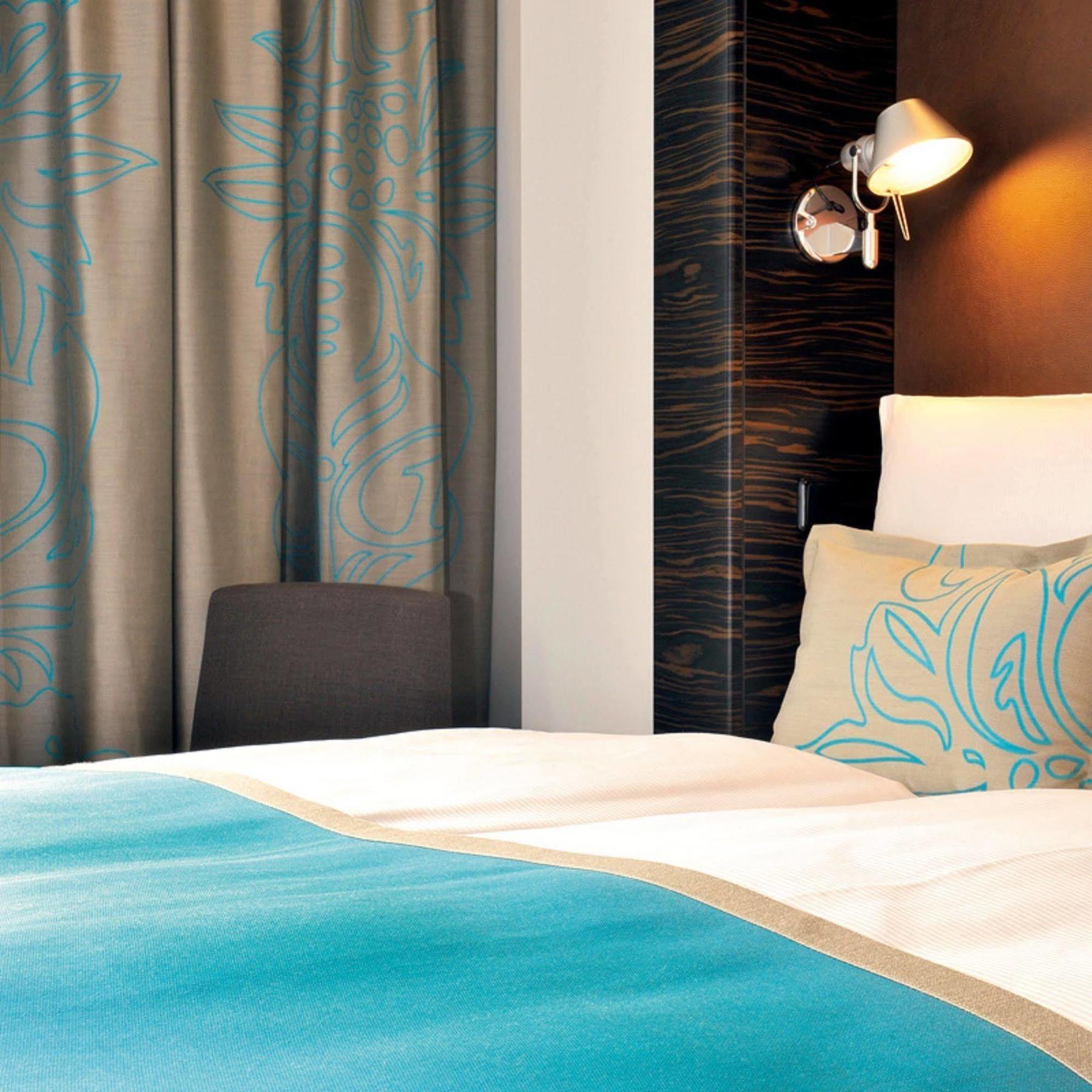 Motel One Muenchen-Garching Garching bei München Δωμάτιο φωτογραφία